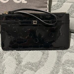 EUC Kate Spade patent leather wristlet
